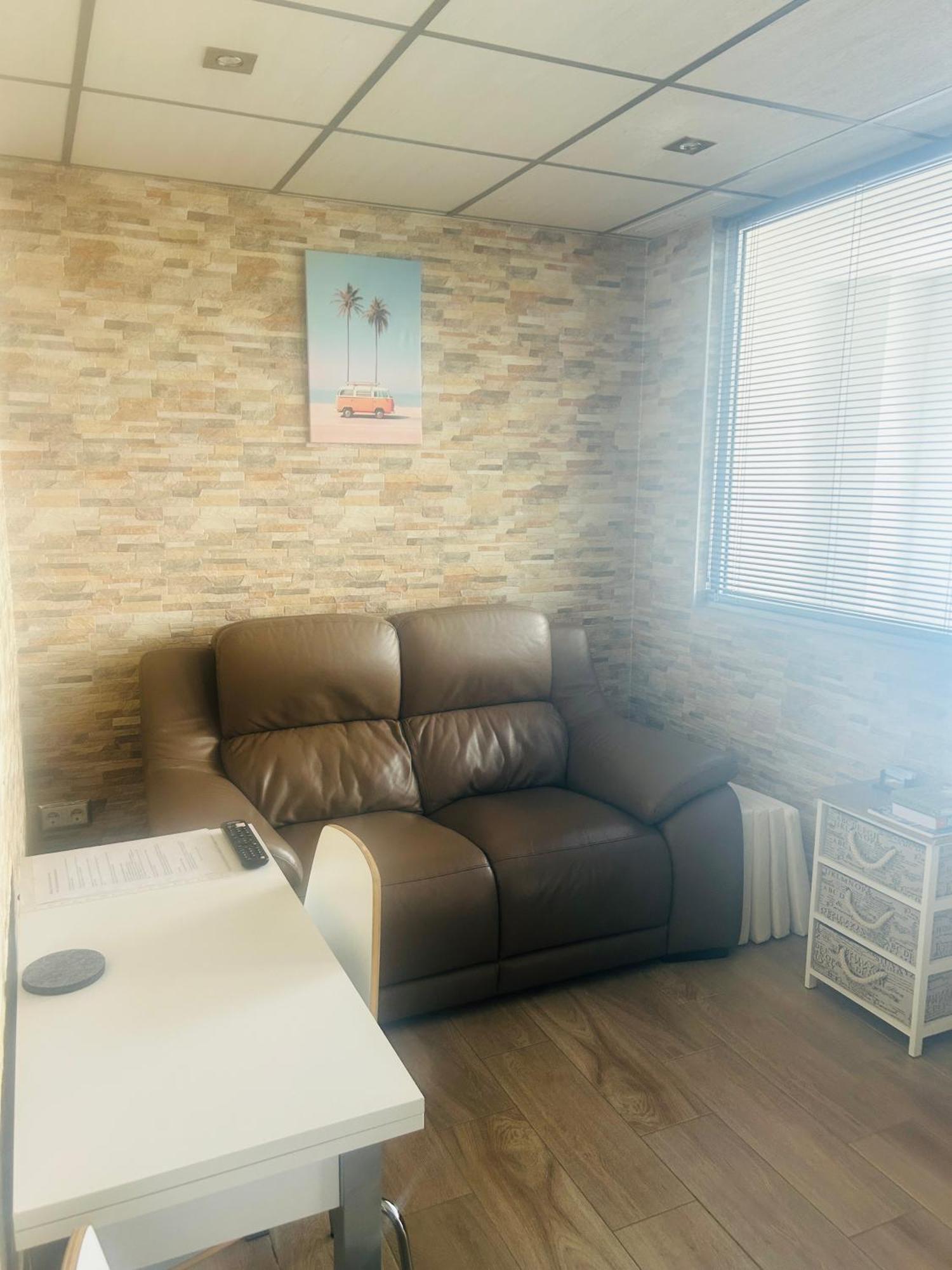 Stunning Location! 15m To Appartement *